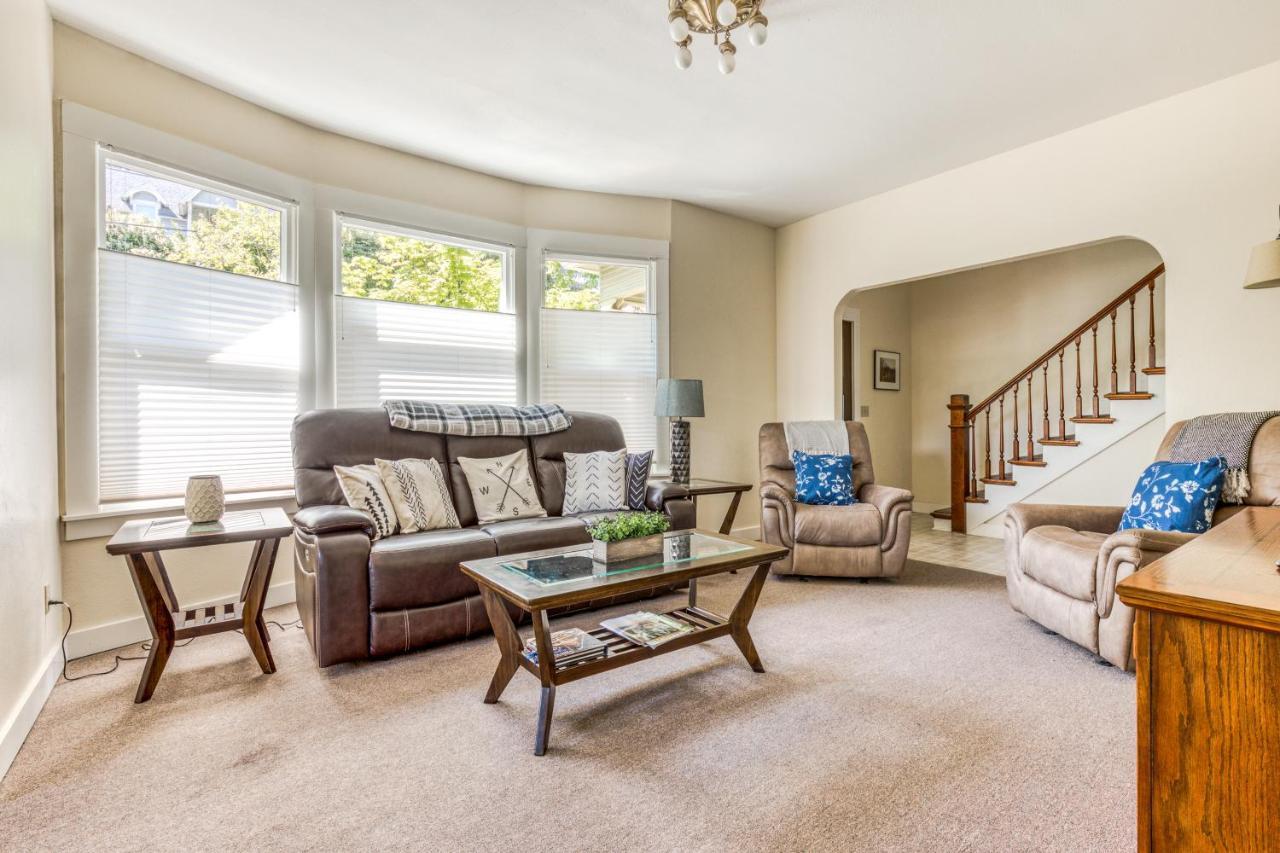 Azusa House Hood River Luaran gambar