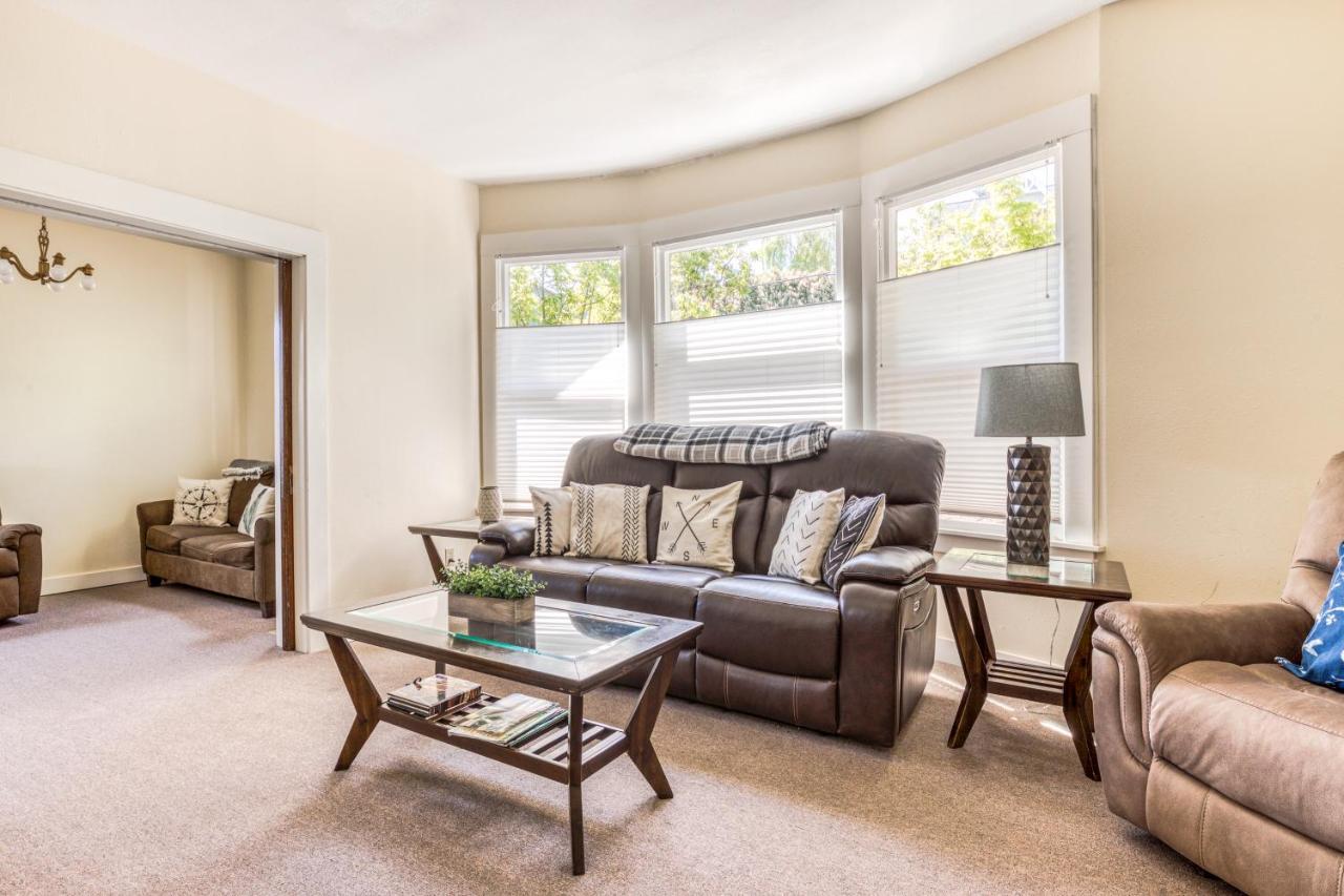 Azusa House Hood River Luaran gambar