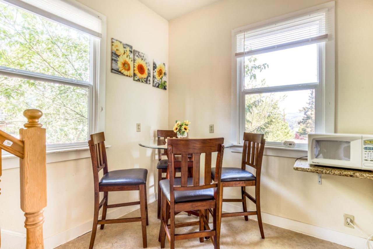 Azusa House Hood River Luaran gambar