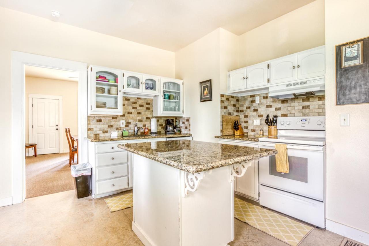 Azusa House Hood River Luaran gambar
